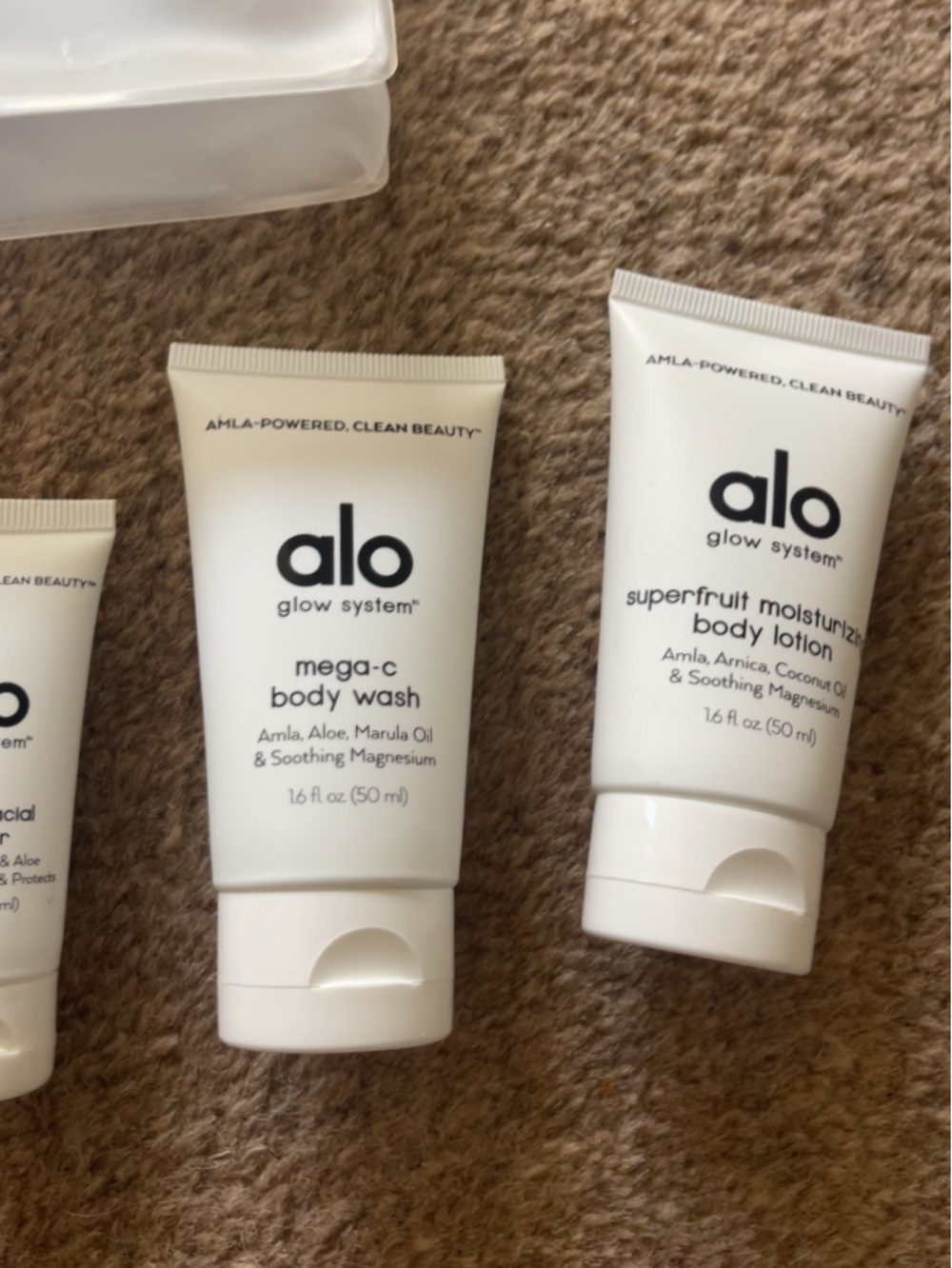 ALO Yoga Glow System Kit - Travel Pouch NEW - Picture 5 of 5